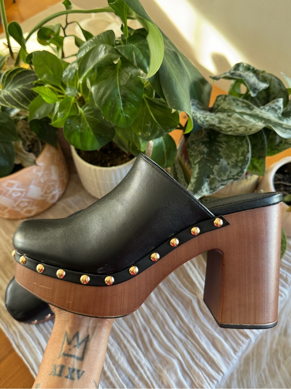 Black Leather Platform Clog - Picture 6 of 6